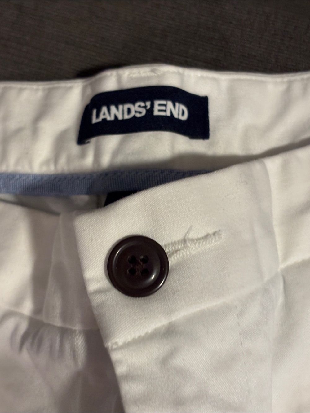Men’s Lands' End White Cotton Button-Front shorts